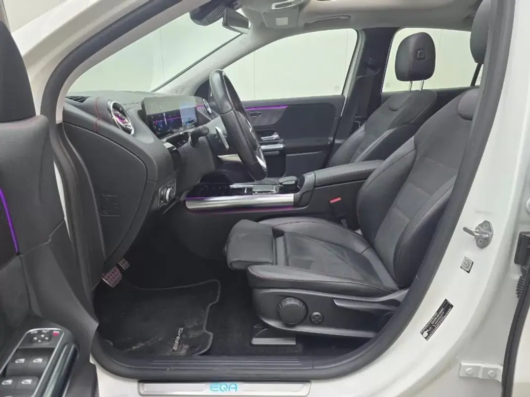 Mercedes-Benz EQA 2021 - 28990 EUR, 80647 km - AUTO.MOTO.pt - 80647km - foto 7 de 16