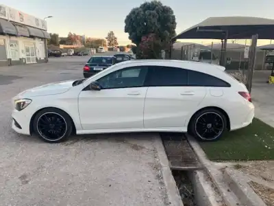 Mercedes-Benz CLA 200 2017 - 22990 EUR, 145650 km - AUTO.MOTO.pt - 145650km - foto 8 de 20