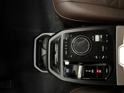 BMW iX 2023 - 53800 EUR, 42000 km - AUTO.MOTO.pt - 42000km - foto 16 de 20