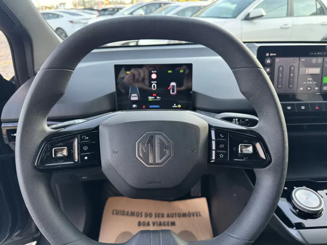 MG MG4 2022 - 18990 EUR, 77000 km - AUTO.MOTO.pt - 77000km - foto 30 de 36