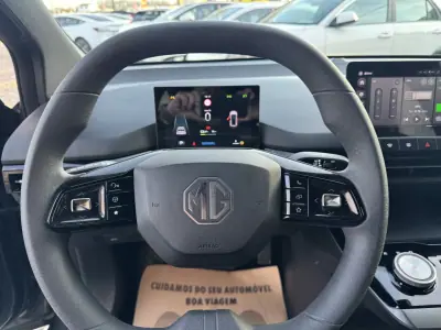 MG MG4 2022 - 18990 EUR, 77000 km - AUTO.MOTO.pt - 77000km - foto 30 de 36