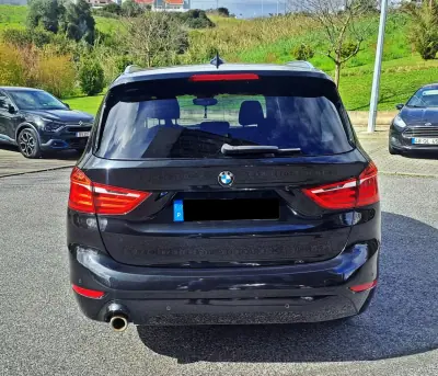 BMW 216 Gran Tourer 2019 - 16500 EUR, 100000 km - AUTO.MOTO.pt - 100000km - foto 6 de 27