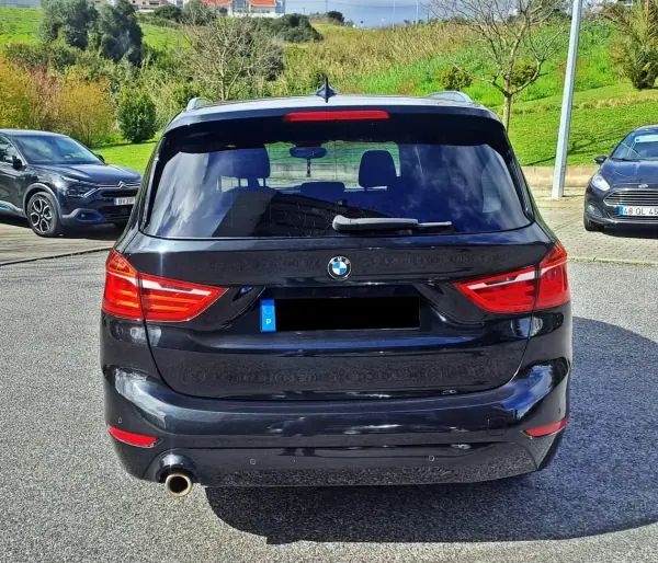 BMW 216 Gran Tourer 2019 - 16500 EUR, 100000 km - AUTO.MOTO.pt - 100000km - foto 6 de 27