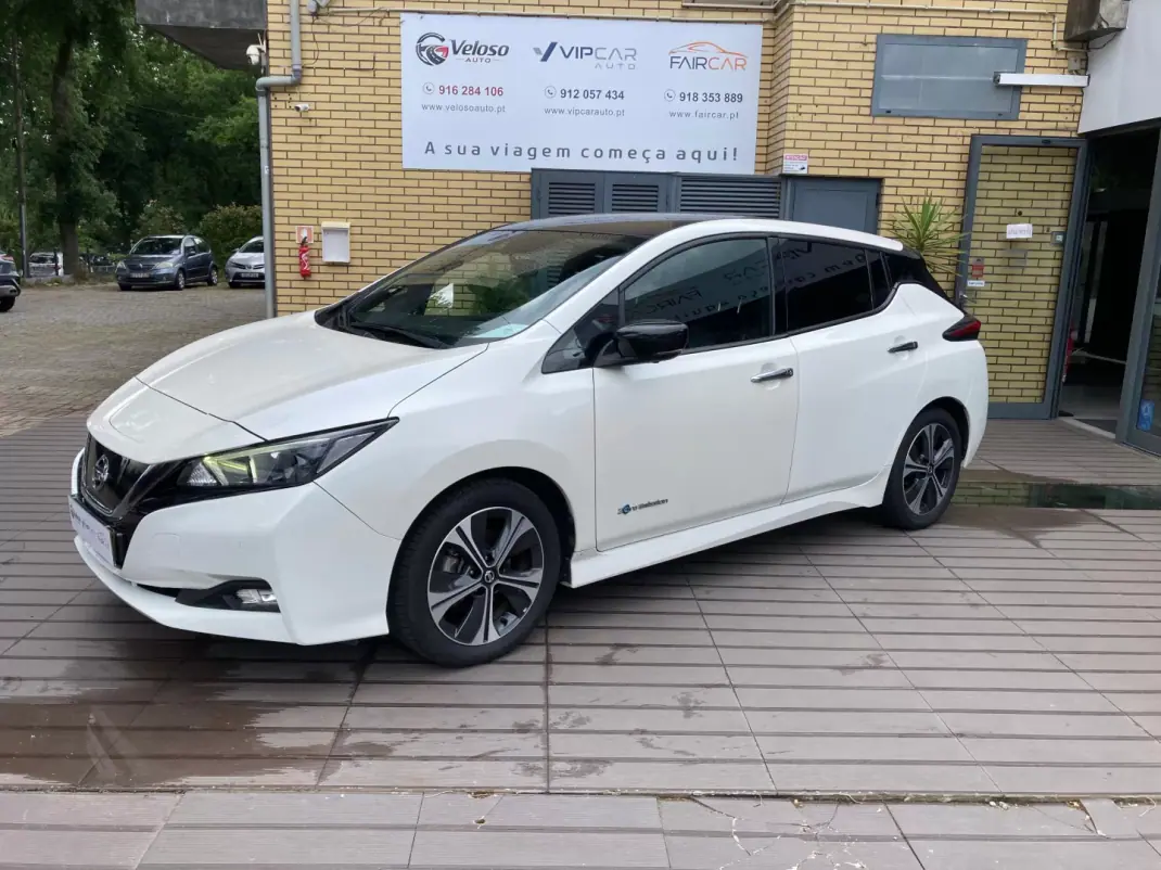 Nissan Leaf 2019 - 13500 EUR, 81279 km - AUTO.MOTO.pt - 81279km - foto 2 de 20