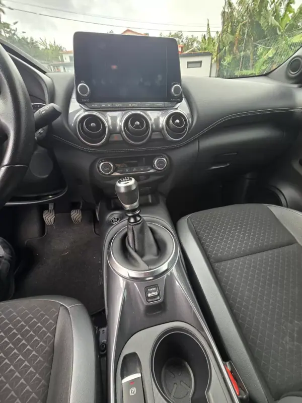 Nissan Juke 2024 - 24950 EUR, 23500 km - AUTO.MOTO.pt - 23500km - foto 4 de 6