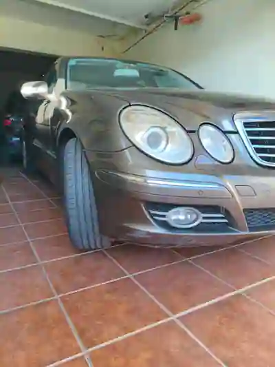 Mercedes-Benz E 220 2006 - 12000 EUR, 194000 km - AUTO.MOTO.pt - 194000km - foto 13 de 13