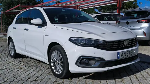 Fiat Tipo 2021 - 12450 EUR, 123360 km - AUTO.MOTO.pt - 123360km - foto 4 de 11