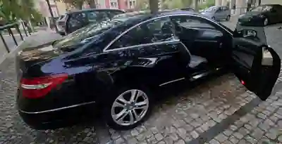 Mercedes-Benz E 250 2009 — foto 3 de 11