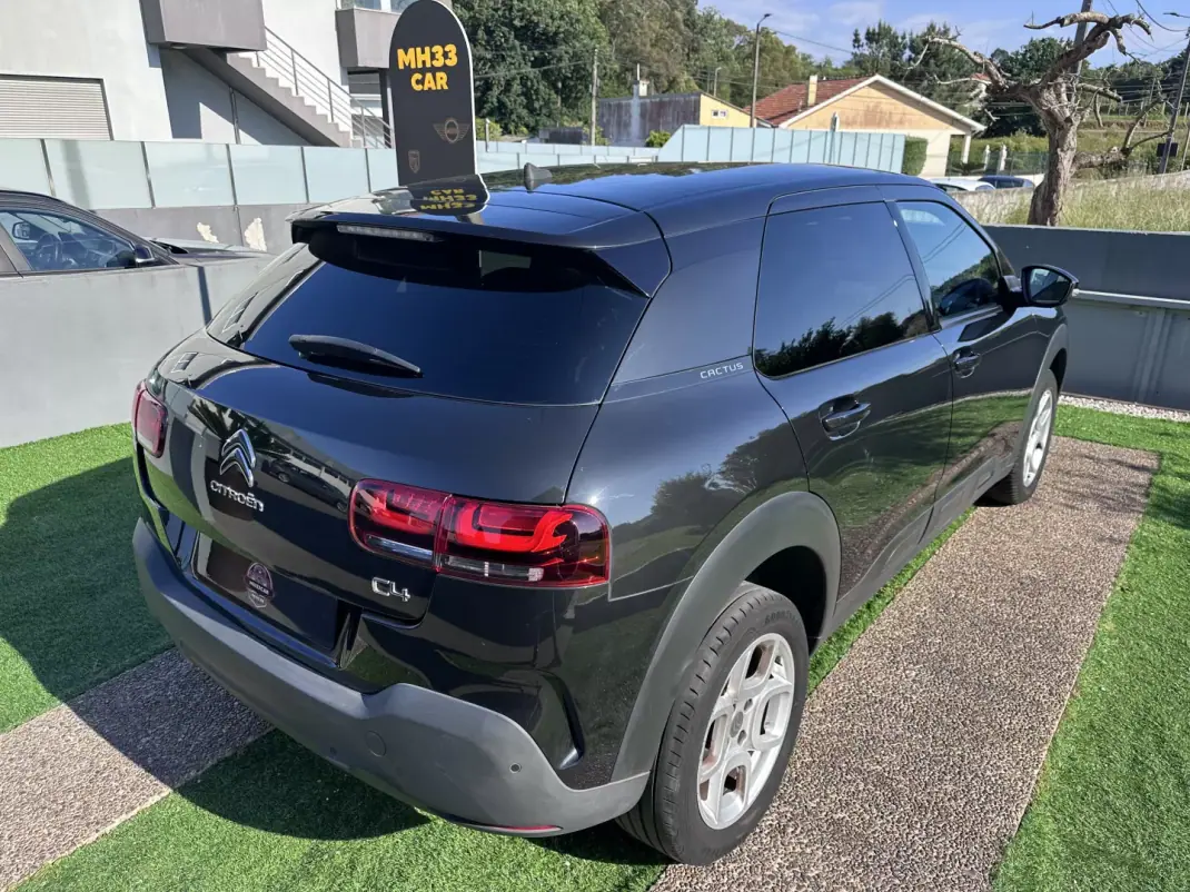 Citroën C4 Cactus 2018 - 11900 EUR, 180000 km - AUTO.MOTO.pt - 180000km - foto 12 de 47