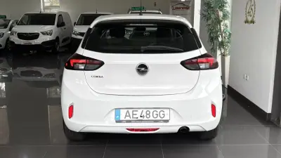 Opel Corsa 2020 - 10499 EUR, 189121 km - AUTO.MOTO.pt - 189121km - foto 5 de 26