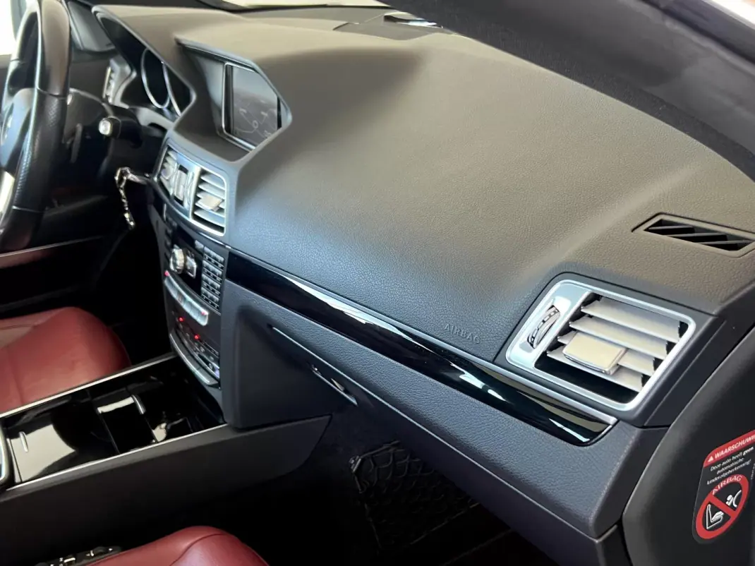 Mercedes-Benz E 220 2015 - 24999 EUR, 161900 km - AUTO.MOTO.pt - 161900km - foto 94 de 135