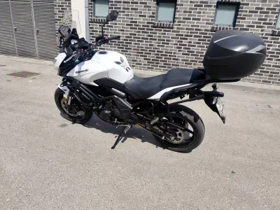 Kawasaki Versys 2019 - 5980 EUR, 70000 km - AUTO.MOTO.pt - 70000km - foto 11 de 24