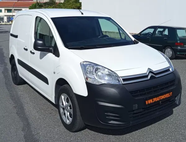 Citroën e-Berlingo Multispace Full Electric 2019 Elétrico — 64 600 km Citroën e-Berlingo Multispace Full Electric 2019 Elétrico