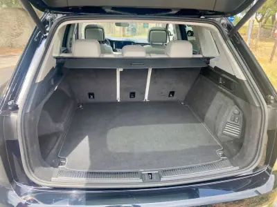 Volkswagen Touareg 2019 - 47500 EUR, 111935 km - AUTO.MOTO.pt - 111935km - foto 16 de 25
