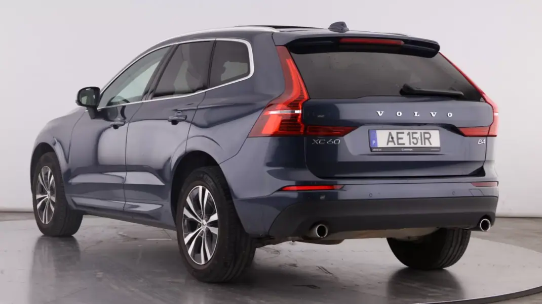 Volvo XC 60 2020 - 29999 EUR, 92117 km - 92117km - foto 4 de 22