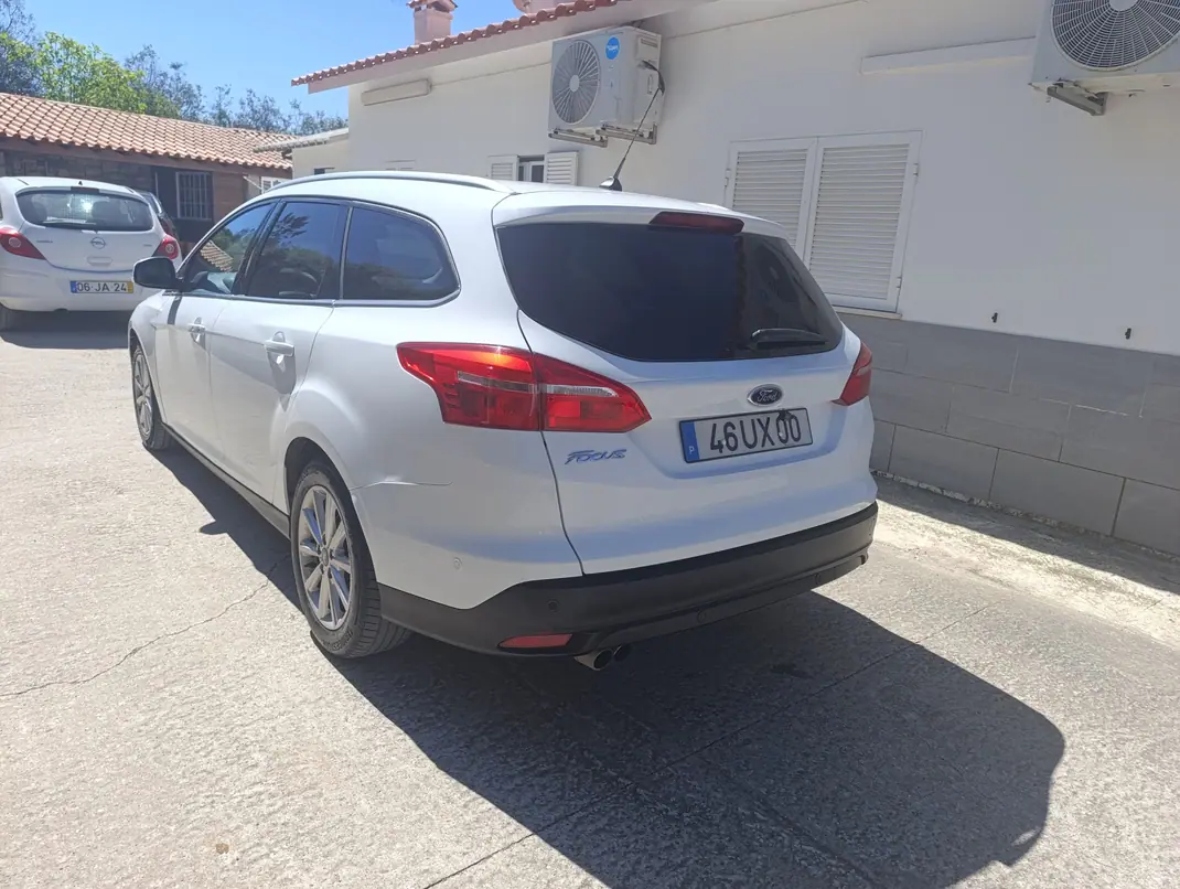 Ford Focus SW 2018 - 9500 EUR, 184610 km - 184610km - foto 7 de 11