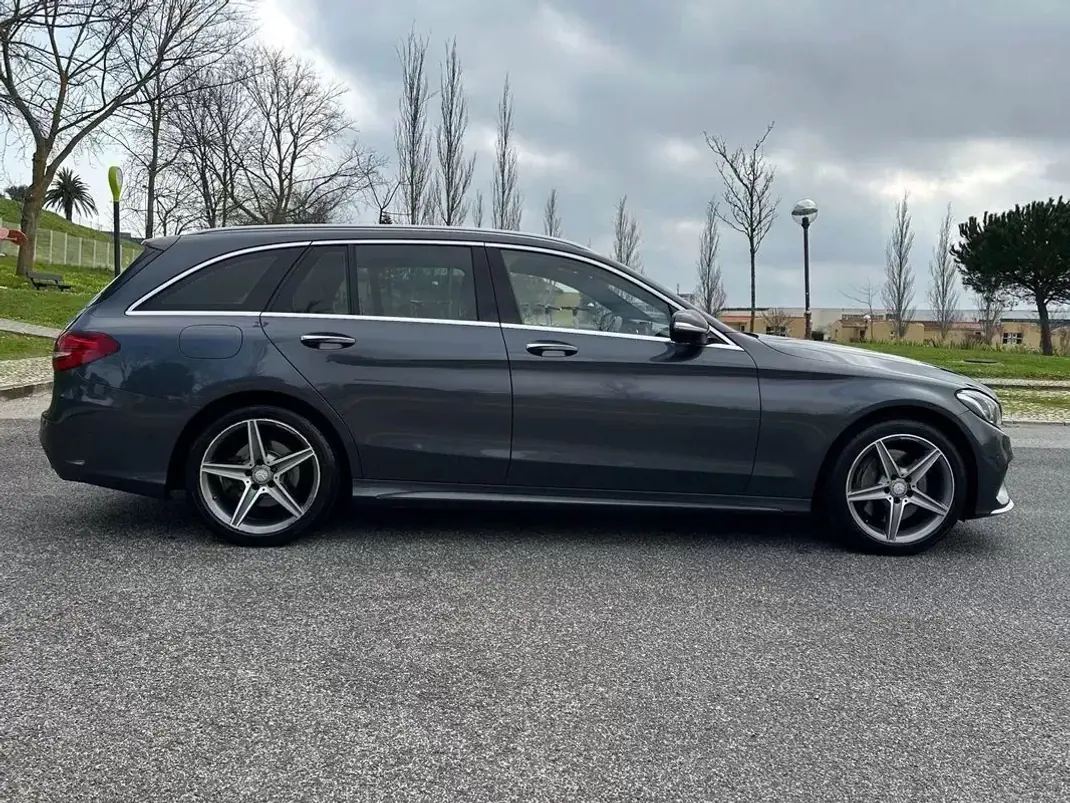 Mercedes-Benz C 250 2015 - 24450 EUR, 115000 km - AUTO.MOTO.pt - 115000km - foto 9 de 51