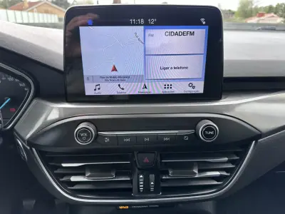 Ford Focus 2018 - 10900 EUR, 100000 km - AUTO.MOTO.pt - 100000km - foto 33 de 56