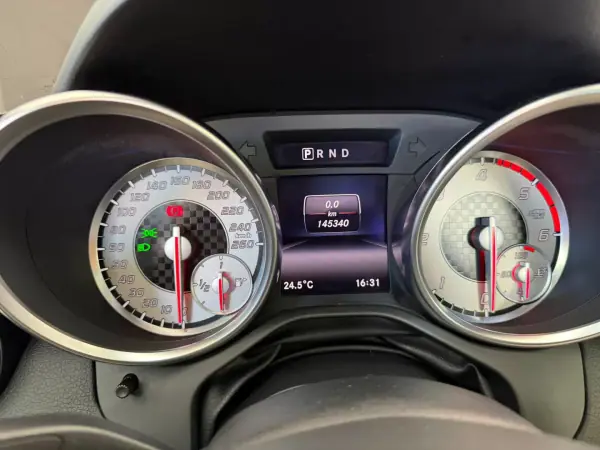 Mercedes-Benz SLK 250 2016 - 34000 EUR, 145340 km - AUTO.MOTO.pt - 145340km - foto 39 de 43