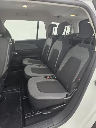 Citroën C4 Grand Picasso 2018 - 13650 EUR, 245556 km - AUTO.MOTO.pt - 245556km - foto 35 de 43