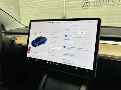 Tesla Model 3 2021 - 27950 EUR, 58905 km - AUTO.MOTO.pt - 58905km - foto 26 de 55