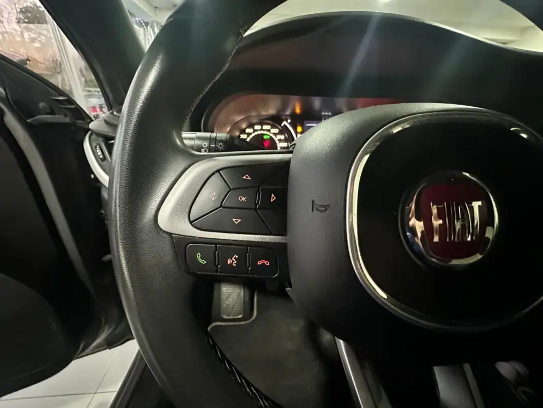 Fiat Tipo Station Wagon 2020 - 13490 EUR, 62200 km - 62200km - foto 11 de 25