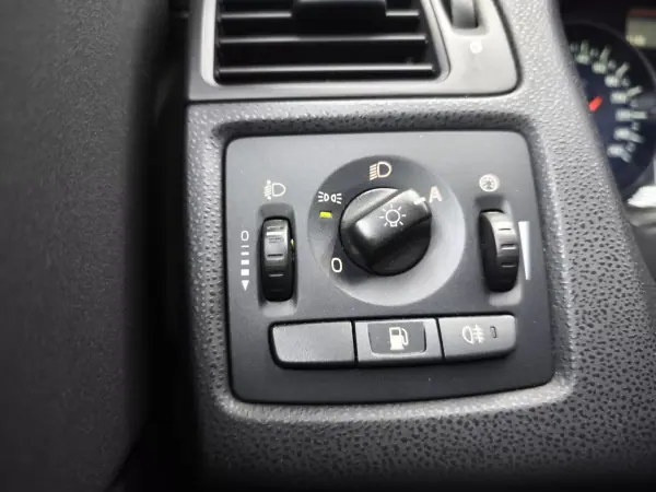 Volvo C30 2012 - 10950 EUR, 265888 km - AUTO.MOTO.pt - 265888km - foto 30 de 35