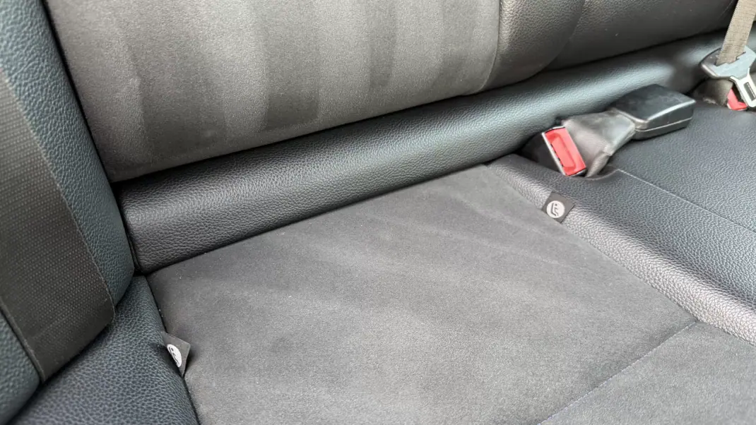 Mercedes-Benz C 180 2014 - 14900 EUR, 245000 km - AUTO.MOTO.pt - 245000km - foto 24 de 25