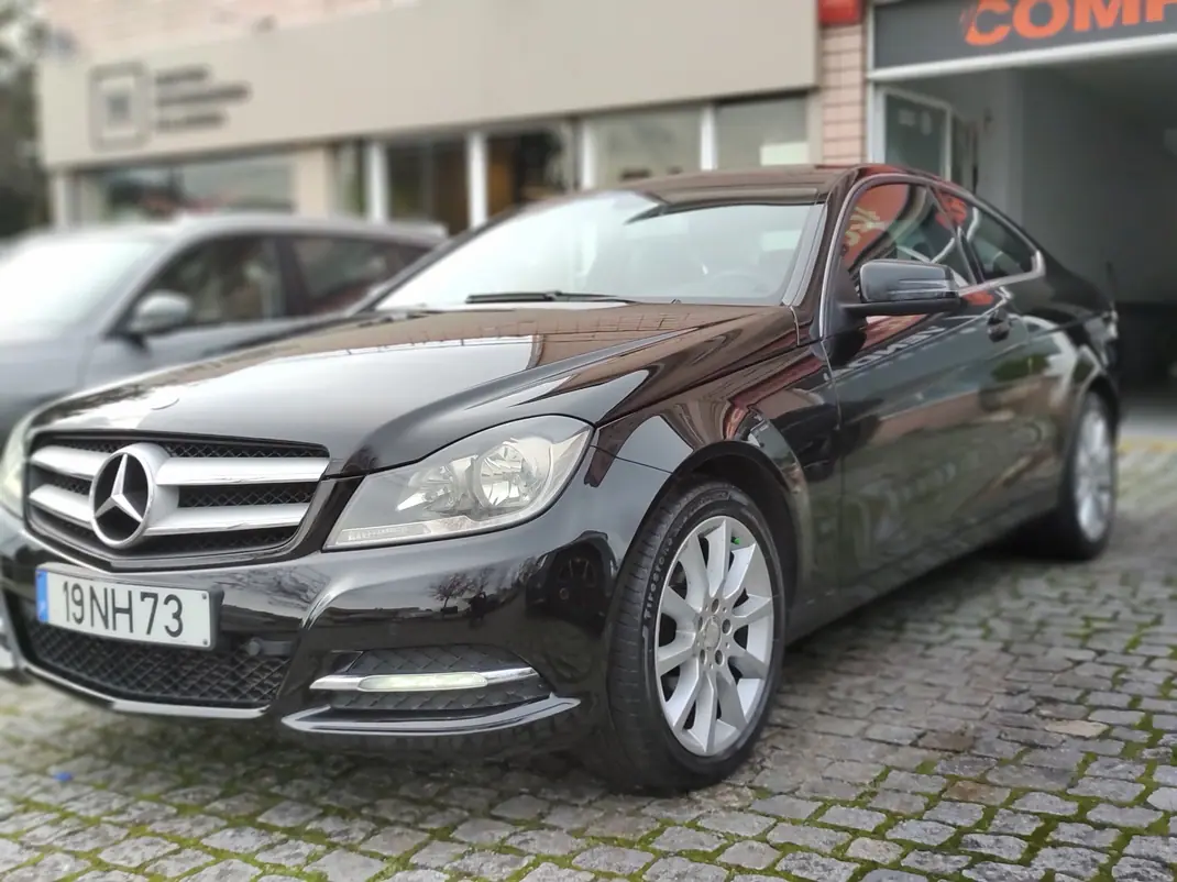 Mercedes-Benz C 220 2012 - 14900 EUR, 222999 km - AUTO.MOTO.pt - 222999km - foto 4 de 15