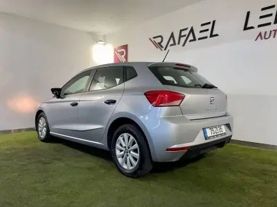 SEAT Ibiza 2019 - 10950 EUR, 170000 km - AUTO.MOTO.pt - 170000km - foto 8 de 28