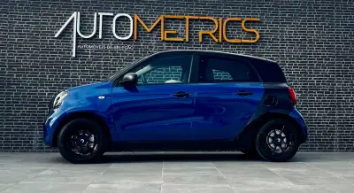 Smart ForFour 2018 - 11500 EUR, 91000 km - AUTO.MOTO.pt - 91000km - foto 4 de 13