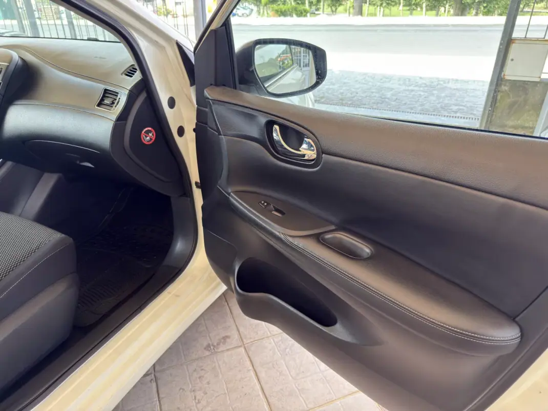 Nissan Pulsar 2016 - 11750 EUR, 134451 km - 134451km - foto 28 de 28