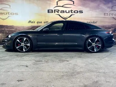 Porsche Taycan 2014 - 64900 EUR, 75512 km - AUTO.MOTO.pt - 75512km - foto 6 de 41