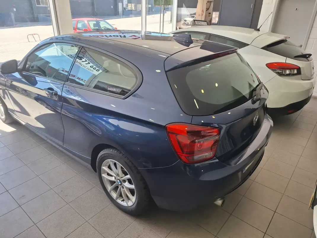 BMW 118 2013 - 11500 EUR, 170377 km - 170377km - foto 21 de 24
