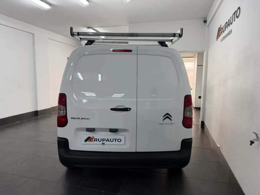 Citroën BERLINGO VAN XL 1.5 BLUE HDI 3 LUGARES 2019 - 12990 EUR, 143000 km - AUTO.MOTO.pt - 143000km - foto 2 de 25