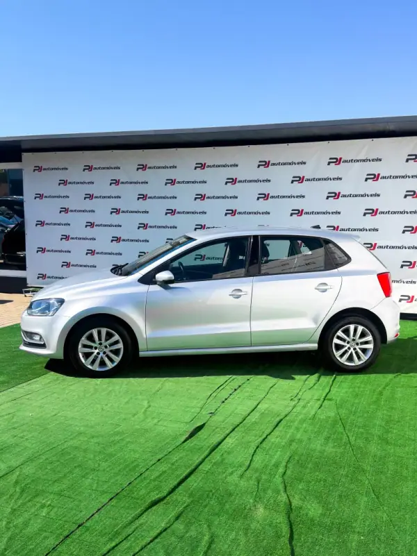 Volkswagen Polo 1.0 Confortline Nav 2016 Gasolina