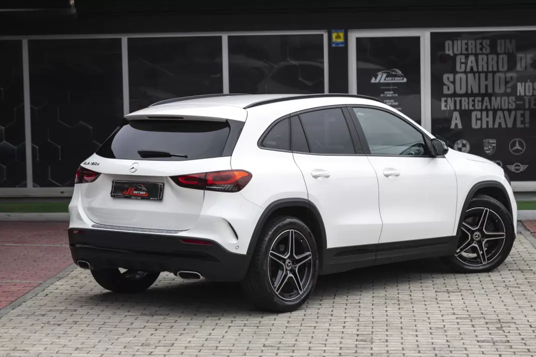 Mercedes-Benz GLA 180 2021 - 41900 EUR, 54000 km - AUTO.MOTO.pt - 54000km - foto 27 de 29
