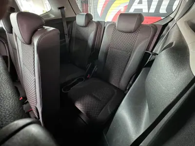 Opel Zafira 2018 - 13900 EUR, 128674 km - AUTO.MOTO.pt - 128674km - foto 33 de 36