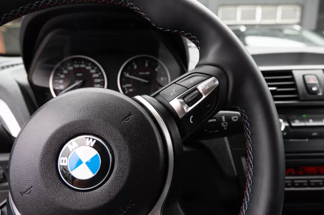 BMW 118 2013 - 14999 EUR, 132000 km - 132000km - foto 20 de 25