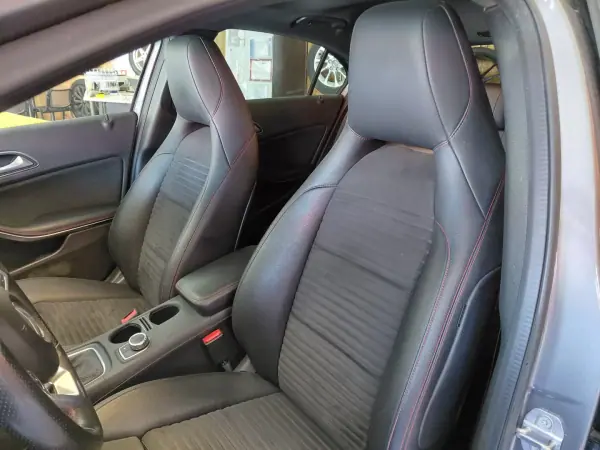 Mercedes-Benz A 180 2018 - 16900 EUR, 212000 km - AUTO.MOTO.pt - 212000km - foto 17 de 21