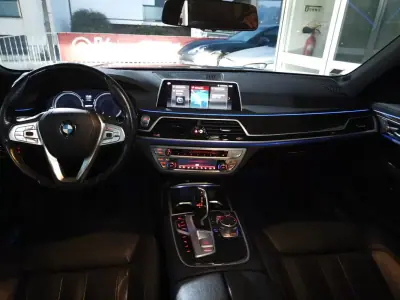 BMW 740 2018 - 30750 EUR, 246000 km - AUTO.MOTO.pt - 246000km - foto 38 de 40