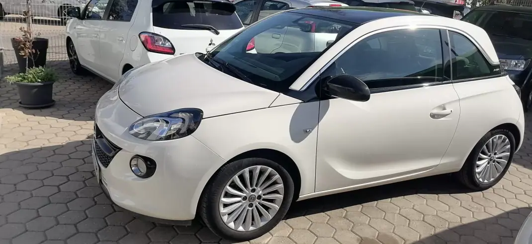 Opel Adam 2019 - 12800 EUR, 15040 km - AUTO.MOTO.pt - 15040km - foto 10 de 12