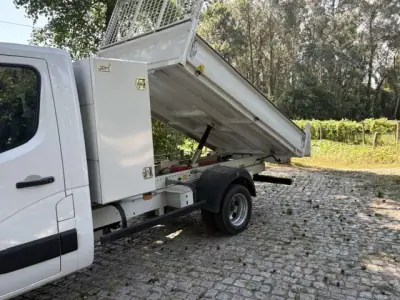 Renault Master 2024 - 35250 EUR, 16200 km - AUTO.MOTO.pt - 16200km - foto 6 de 10