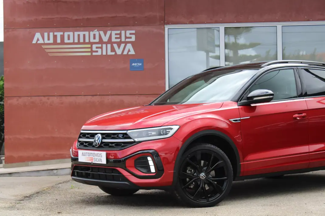 Volkswagen T-Roc 2024 - 31990 EUR, 30000 km - 30000km - foto 3 de 47