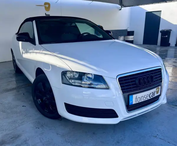 Audi A3 Cabrio 2009 - 11500 EUR, 125962 km - AUTO.MOTO.pt - 125962km - foto 7 de 16