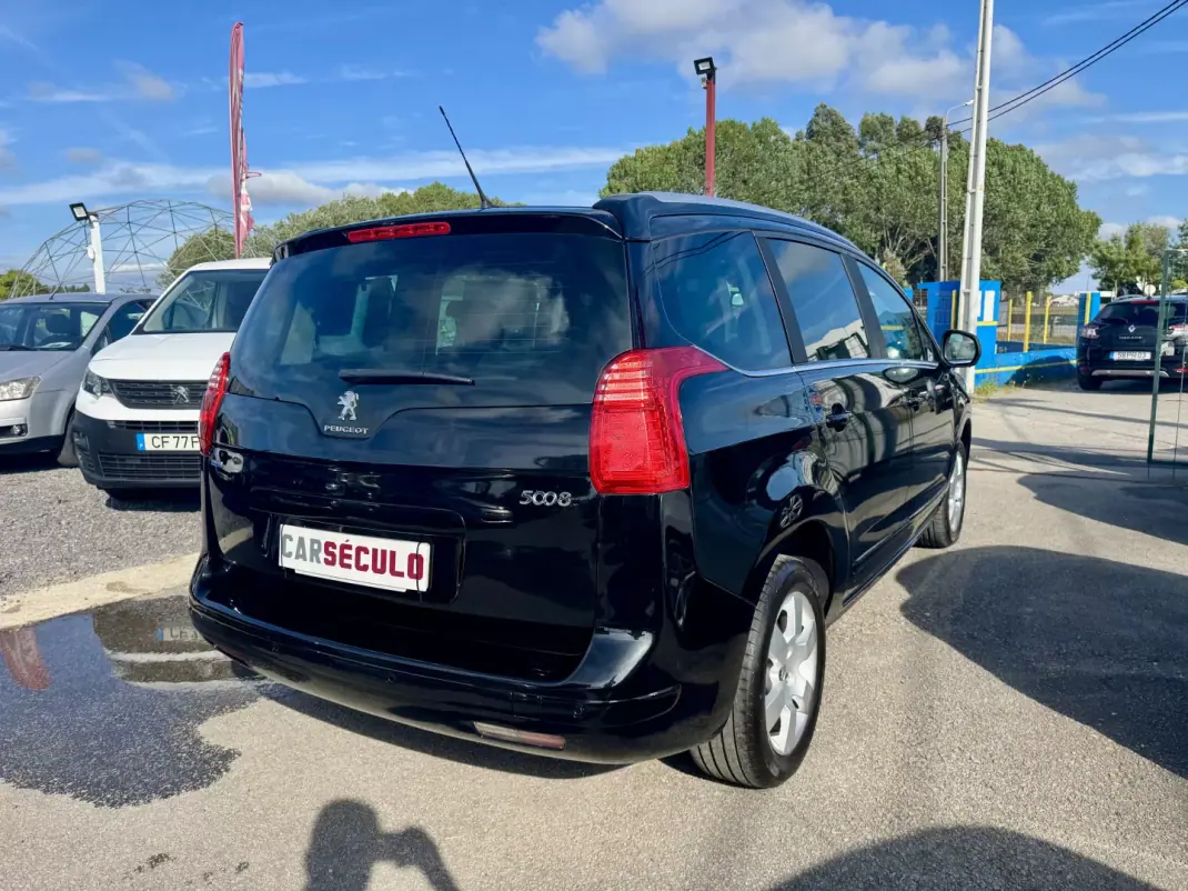 Peugeot 5008 2016 - 13950 EUR, 108536 km - 108536km - foto 6 de 26