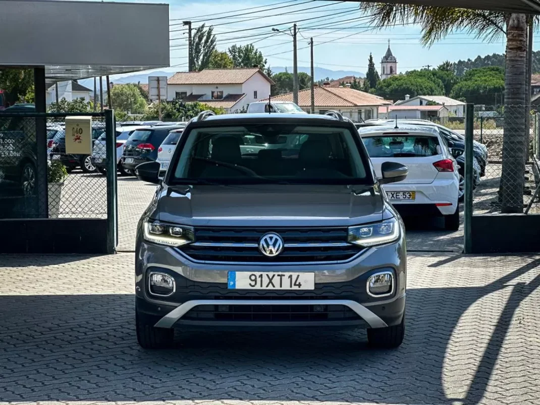 Volkswagen T-Cross 2019 - 15990 EUR, 140000 km - AUTO.MOTO.pt - 140000km - foto 3 de 12