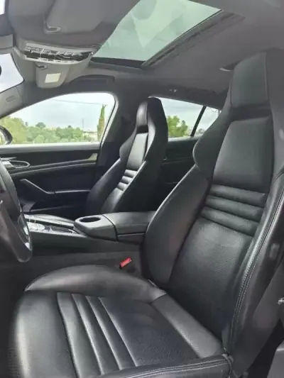 Porsche Panamera 2015 - 38499 EUR, 165000 km - AUTO.MOTO.pt - 165000km - foto 19 de 39