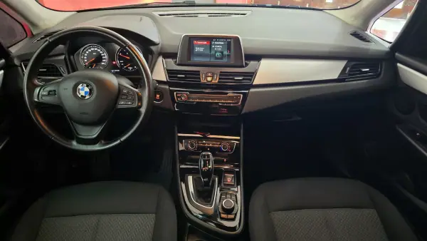 BMW 216 Active Tourer 2018 - 16890 EUR, 83598 km - AUTO.MOTO.pt - 83598km - foto 11 de 44