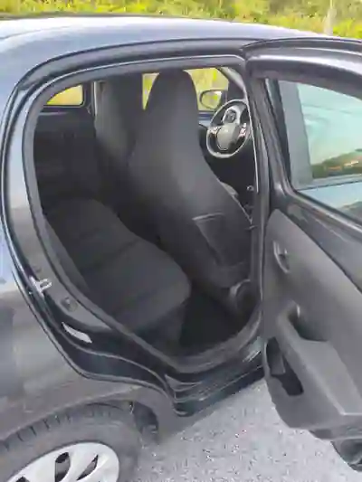 Peugeot 108 2017 - 7500 EUR, 92000 km - 92000km - foto 8 de 10